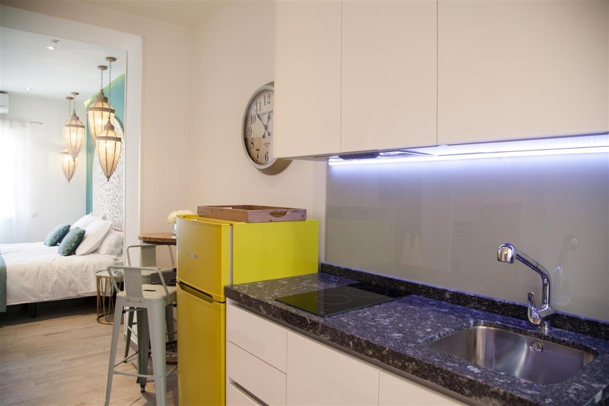 Apartamento Luna - Solo Adultos Madrid Exterior photo